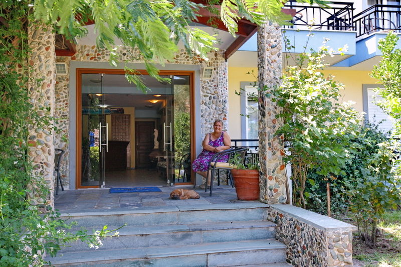 Pebble Beach Hotel Plomari Exterior photo