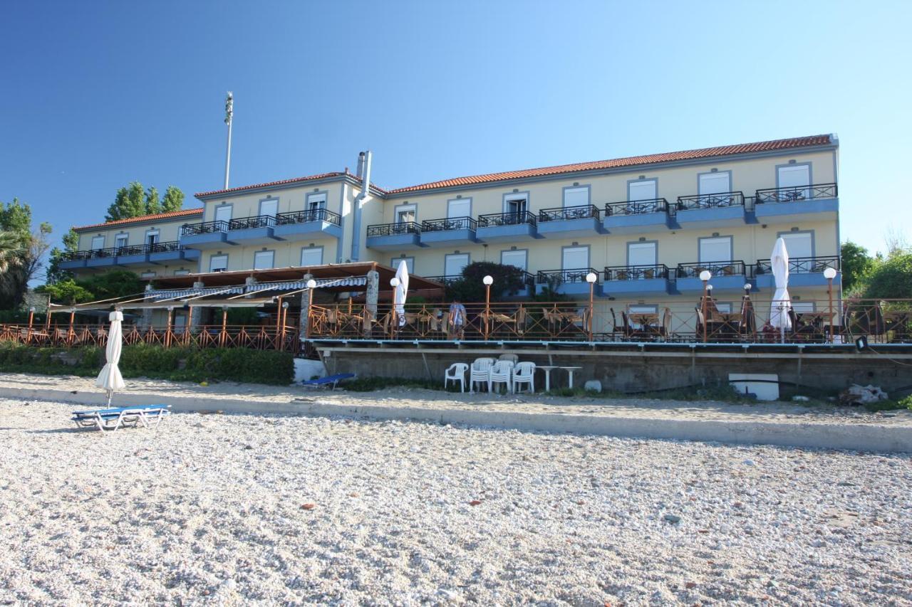 Pebble Beach Hotel Plomari Exterior photo