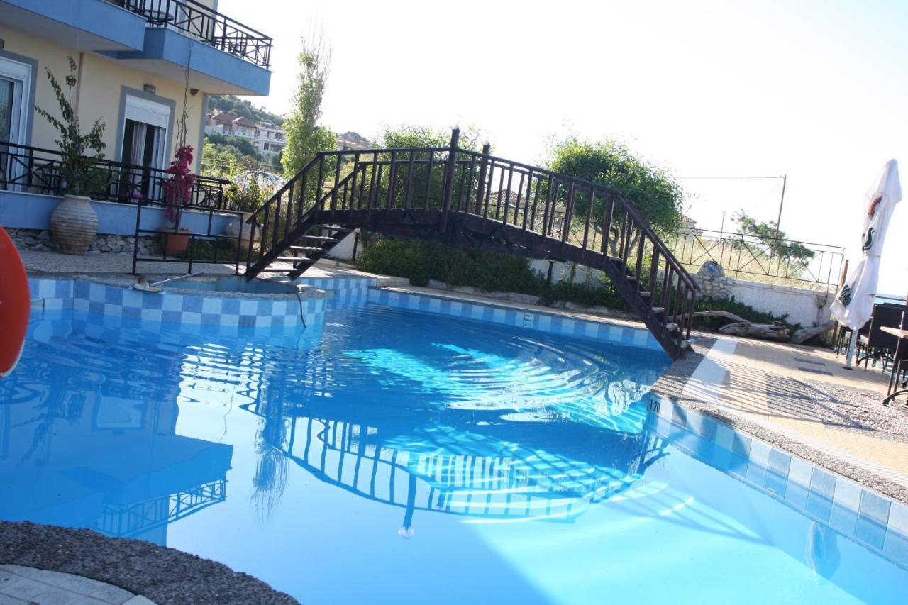 Pebble Beach Hotel Plomari Exterior photo