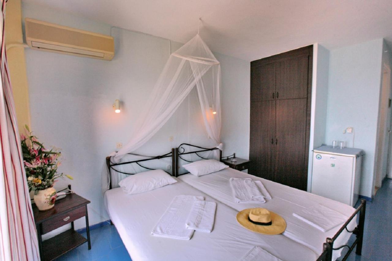 Pebble Beach Hotel Plomari Exterior photo